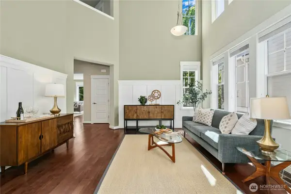 5080 163rd Place Se, Bellevue, WA 98006