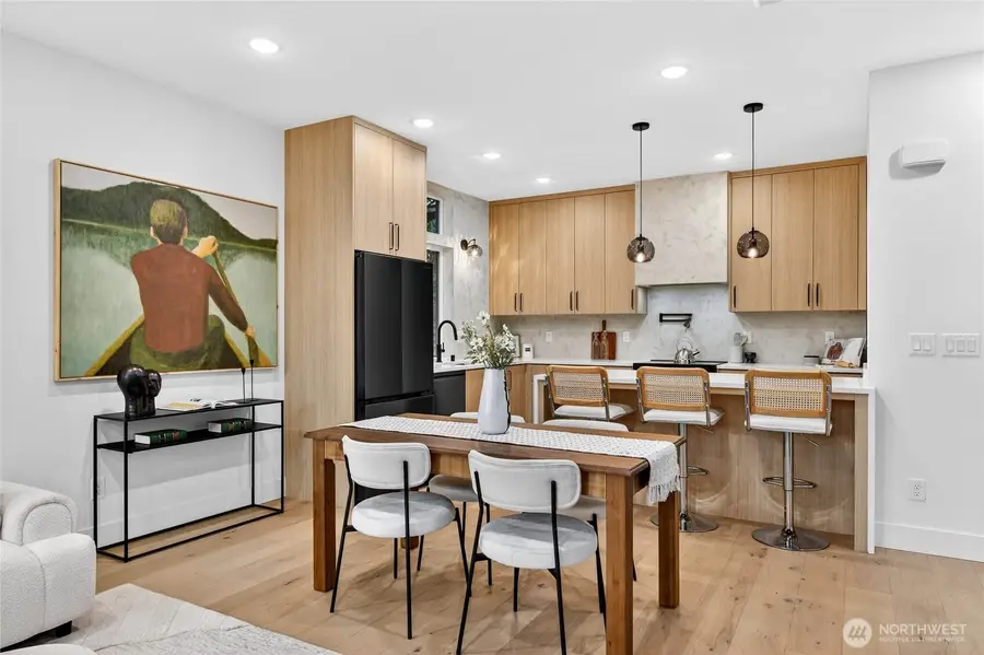 4529 Corliss Avenue N, Seattle, WA 98103 - #2