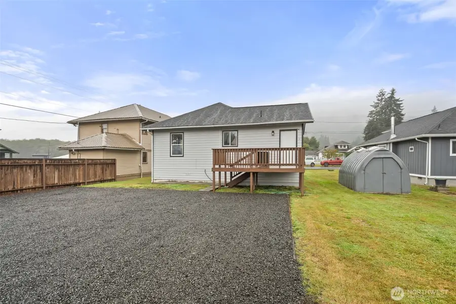 1111 Willapa Street, Raymond, WA 98577 - #2