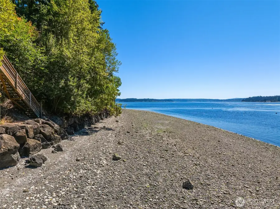16273 Reitan Road Ne, Bainbridge Island, WA 98110 - #2