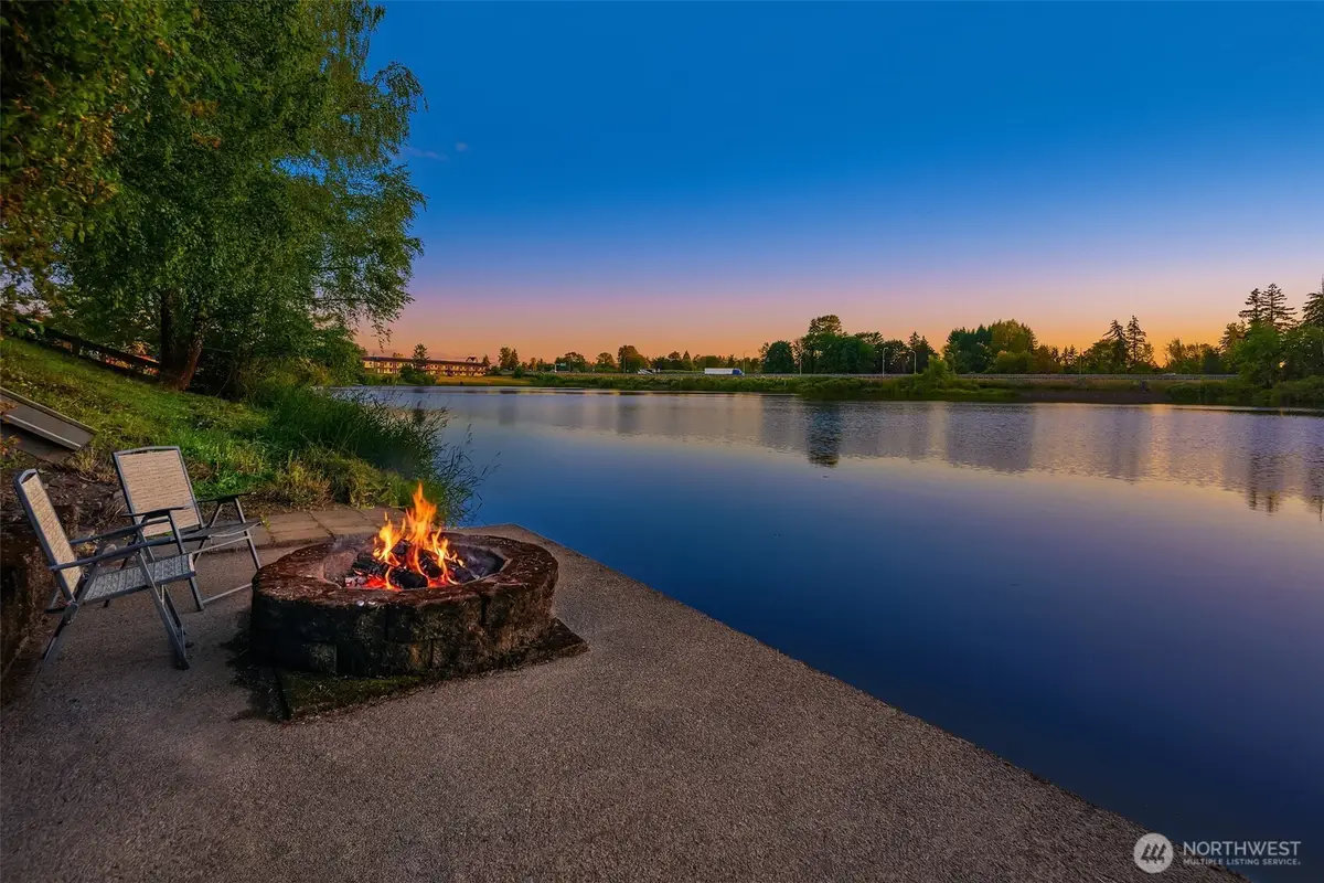 405 Lakeshore Drive, Centralia, WA 98531 - #1
