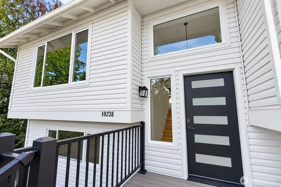 10238 Renton Avenue S, Seattle, WA 98178 - #2