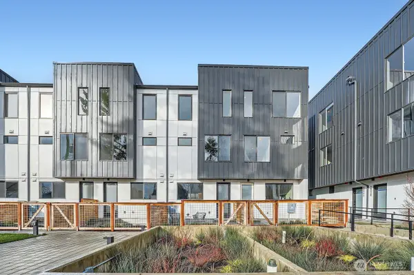 6610 Carleton Avenue S #A, Seattle, WA 98108