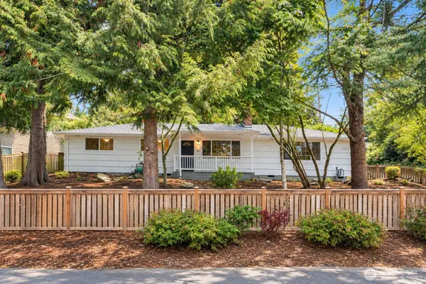 11357 25th Avenue Ne, Seattle, WA 98125