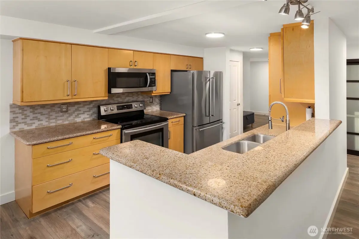 107 20th Avenue #209, Seattle, WA 98122 - #1