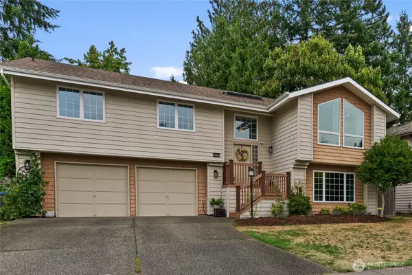 21828 SE 236th Place, Maple Valley, WA 98038