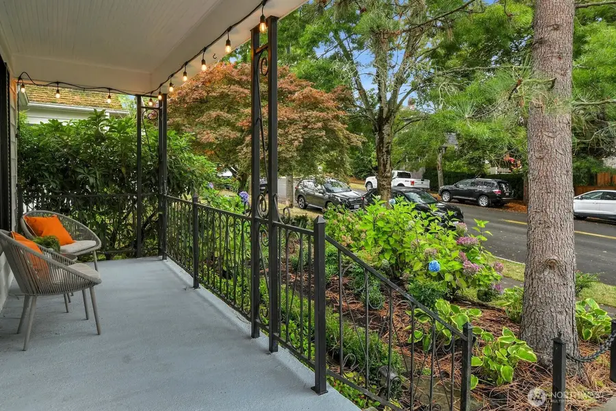 1812 6th Avenue W, Seattle, WA 98119 - #3