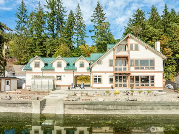 7241 NE North Shore Road, Belfair, WA 98528