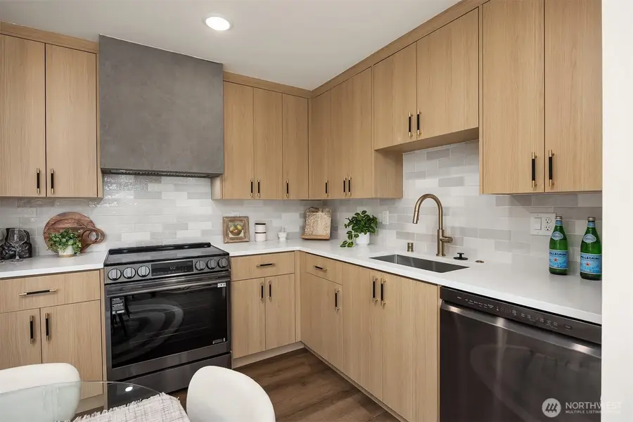 1502 N 100th Street, Seattle, WA 98133 - #3