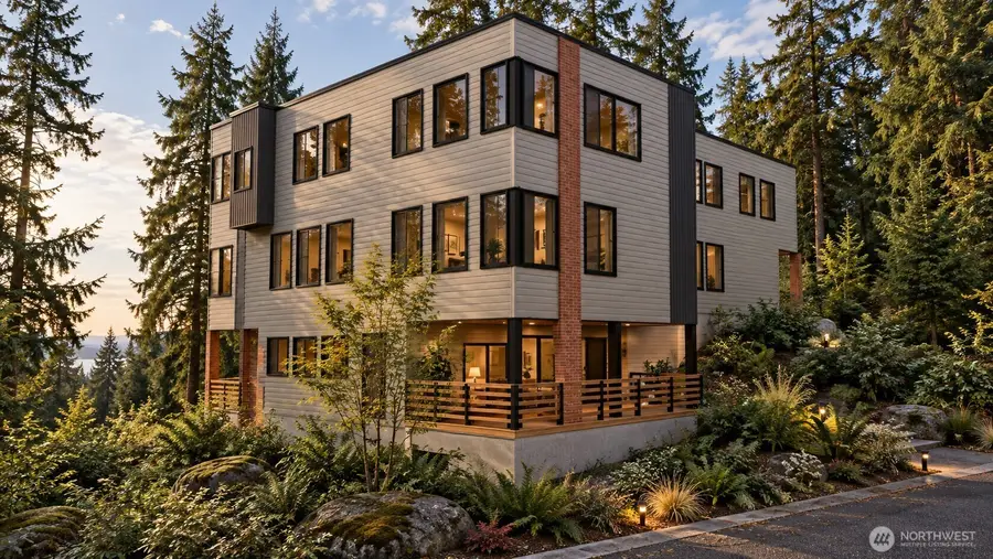 19335 11th Avenue Nw, Shoreline, WA 98177 - #2