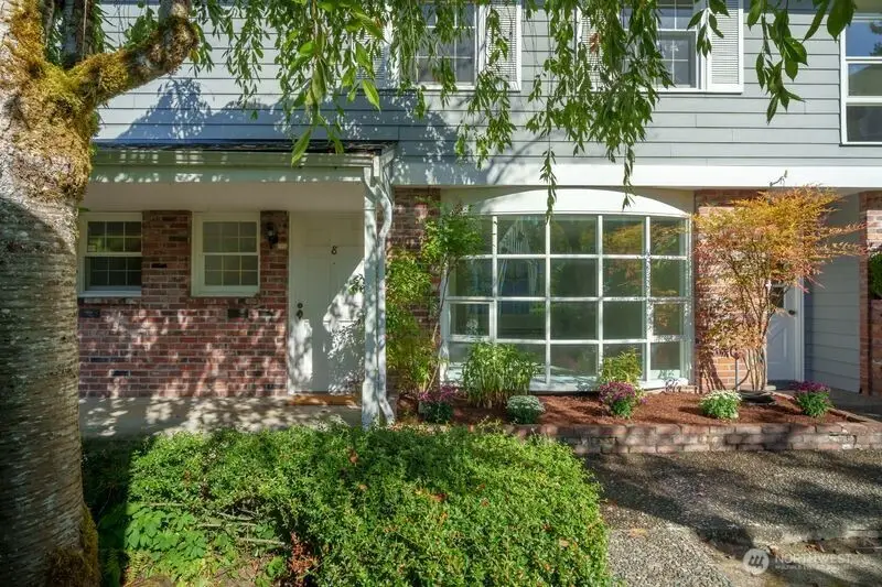 1420 Bellevue Way Se #8, Bellevue, WA 98004 - #1