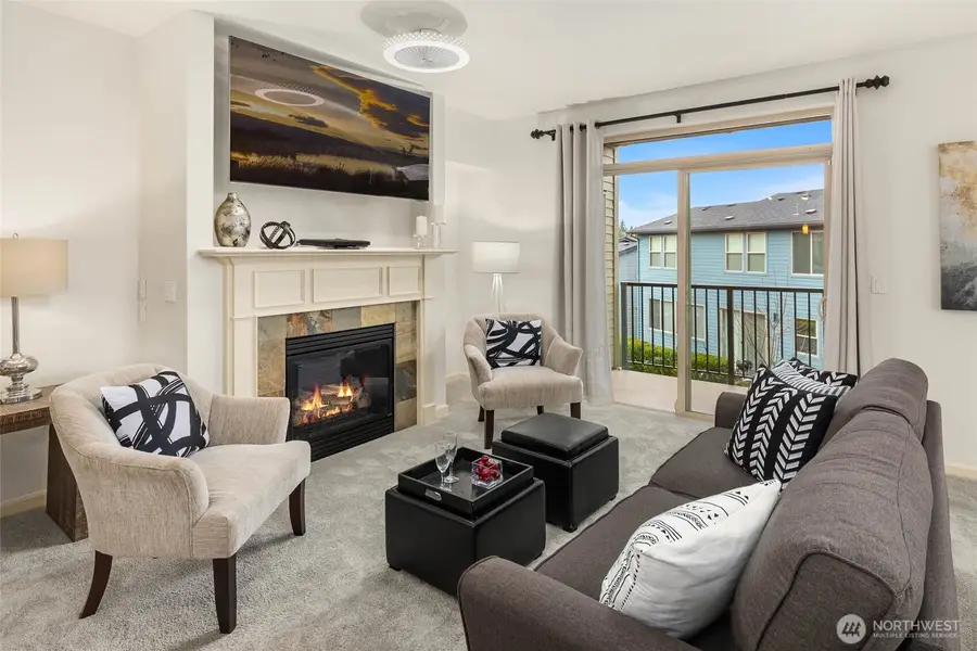6800 132nd Place Se #E207, Newcastle, WA 98059 - #2