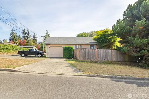 1323 S I Street, Port Angeles, WA 98363