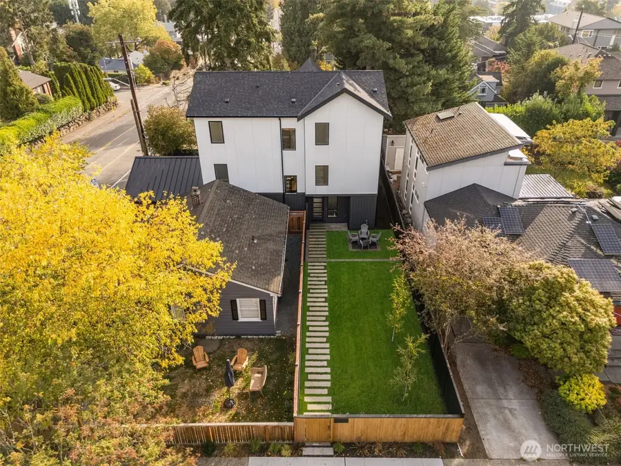 7358 33rd Avenue Ne, Seattle, WA 98115 - #2