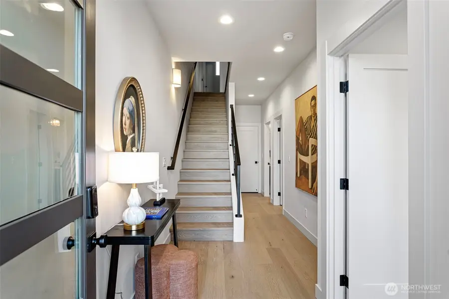 2721 Belvidere Avenue Sw, Seattle, WA 98126 - #3