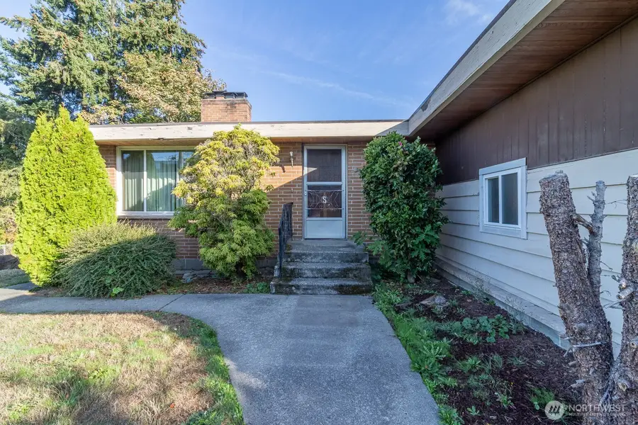 1210 N 33rd Place, Renton, WA 98056 - #2