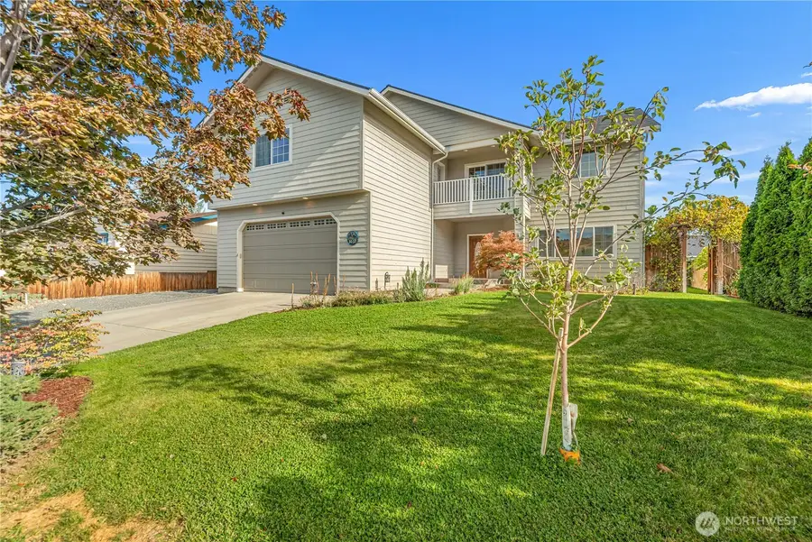 3037 Vera Cruz Street, Malaga, WA 98828 - #2