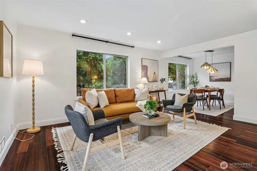 13717 N Stone Avenue, Seattle, WA 98133 - #2
