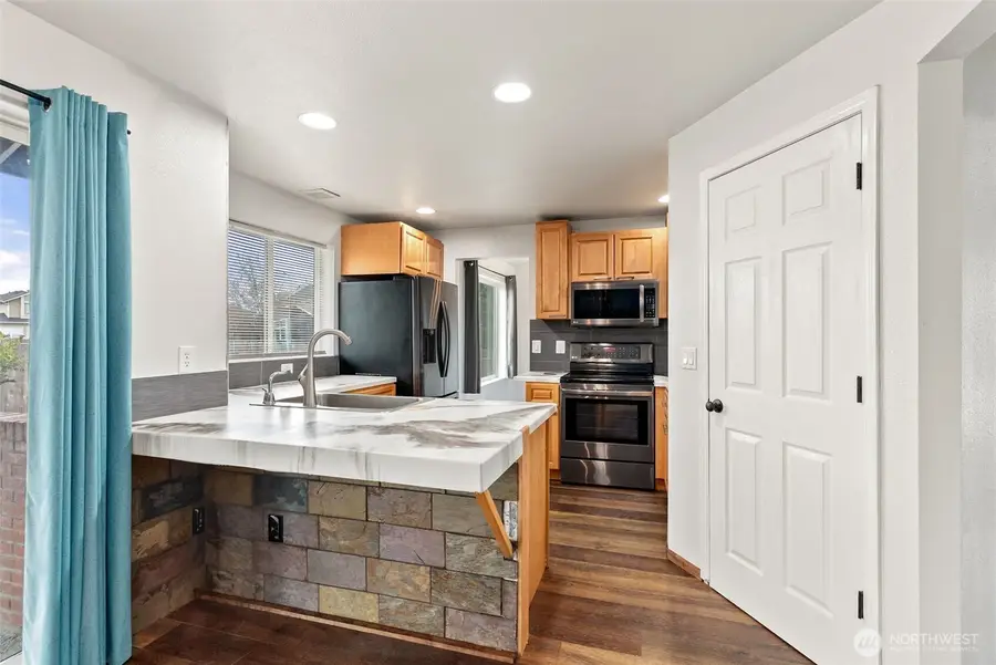 21706 44th Avenue Ct E, Spanaway, WA 98387 - #3