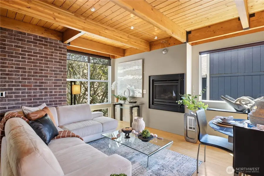 6714 Mary Avenue Nw #A, Seattle, WA 98117 - #3
