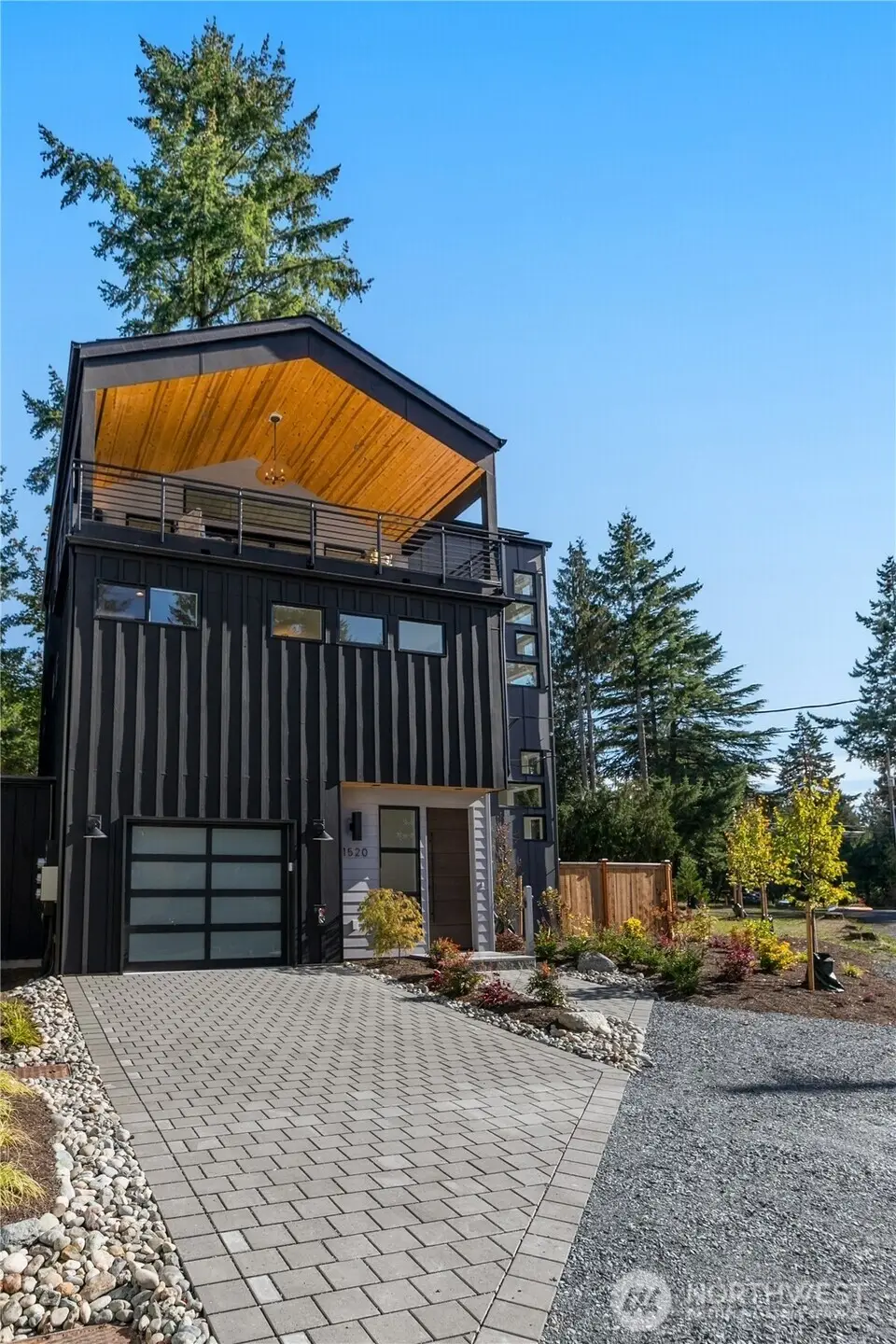 1520 NE 113th Street, Seattle, WA 98125 - #1