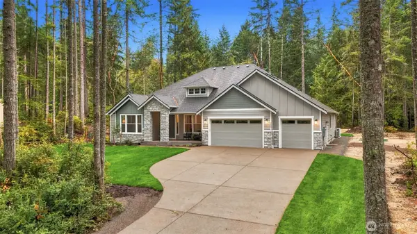 3035 SE Nyeri Trail, Olalla, WA 98359