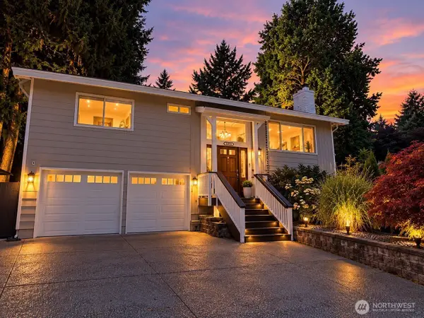 10929 NE 116th Place, Kirkland, WA 98034