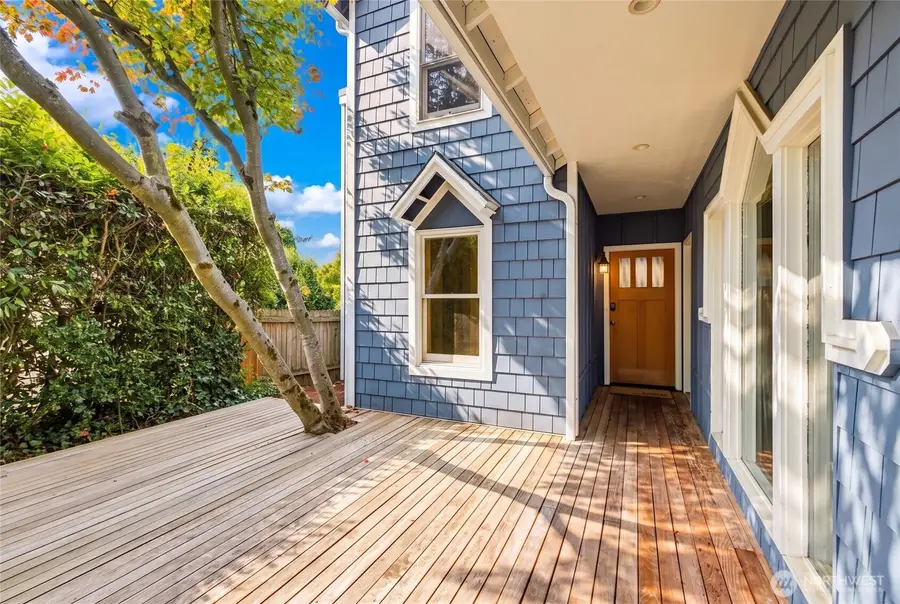 809 7th Street S, Kirkland, WA 98033 - #2