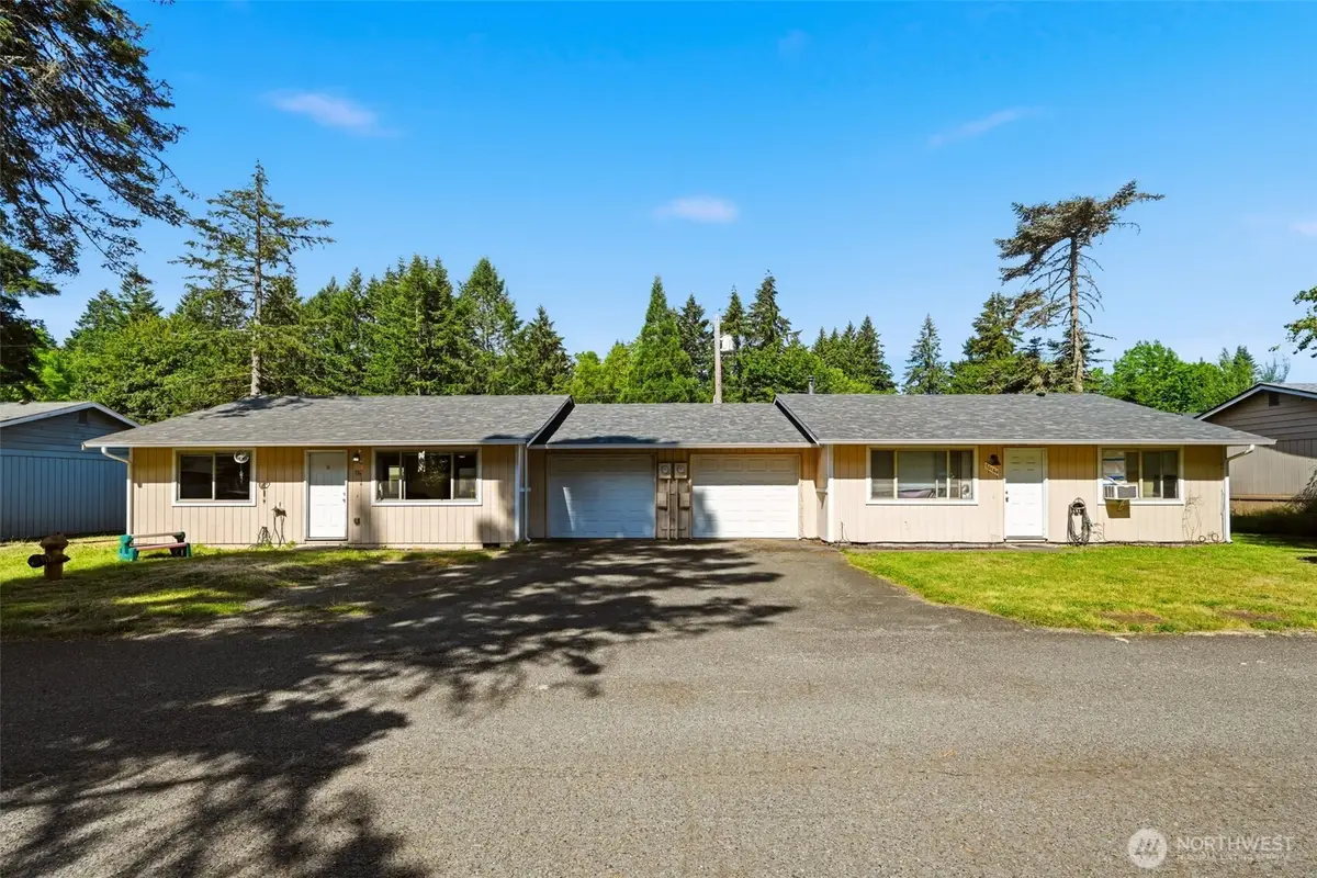 7016 Gaston Lane Sw, Tumwater, WA 98501 - #1