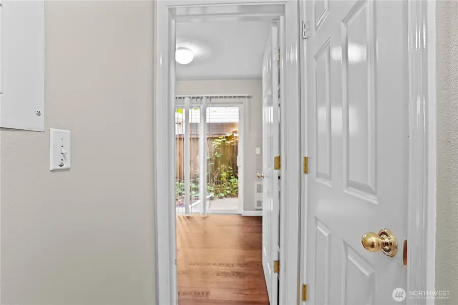 8526 Nesbit Avenue N #Unit D, Seattle, WA 98103 - #3
