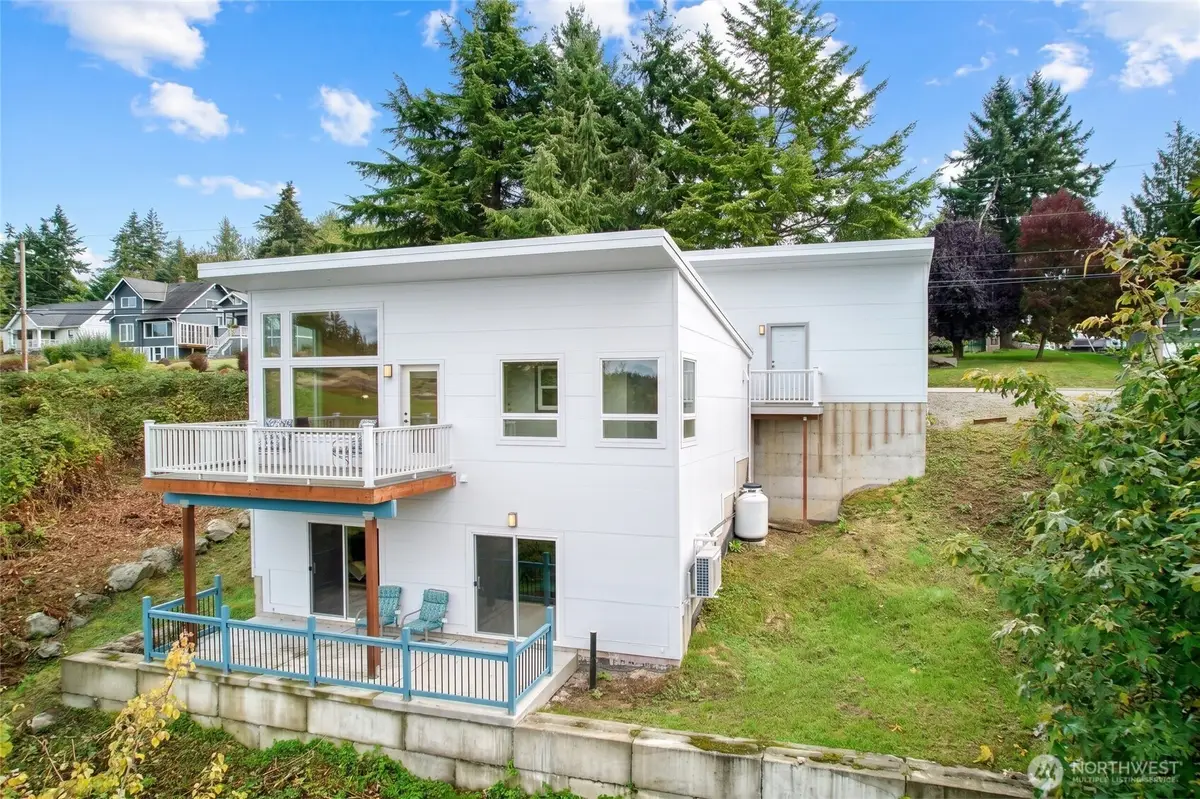 27414 Pioneer Hwy, Stanwood, WA 98292 - #1