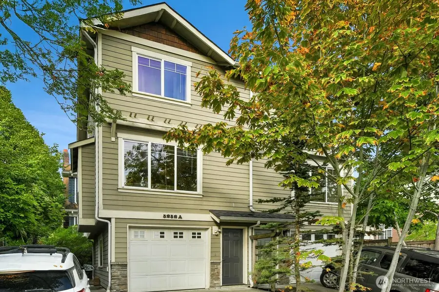 5252 12th Avenue Ne #A, Seattle, WA 98105 - #2