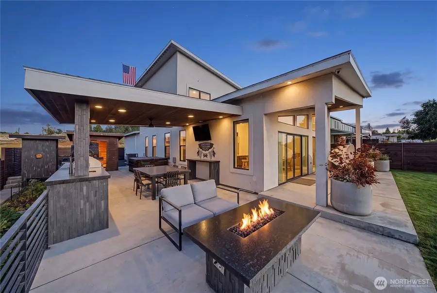 1804 S Beaumont Drive, Moses Lake, WA 98837 - #2