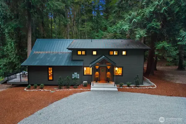 12930 SW 204th Street, Vashon, WA 98070