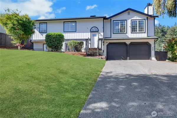 9435 Summerfield Loop Se, Olympia, WA 98513
