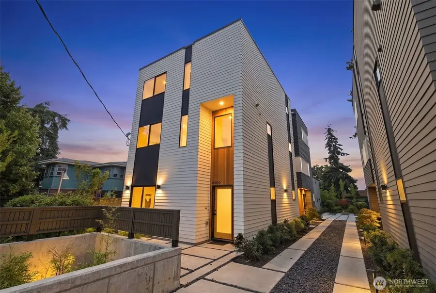 4405 S Holly Street, Seattle, WA 98118 - #2