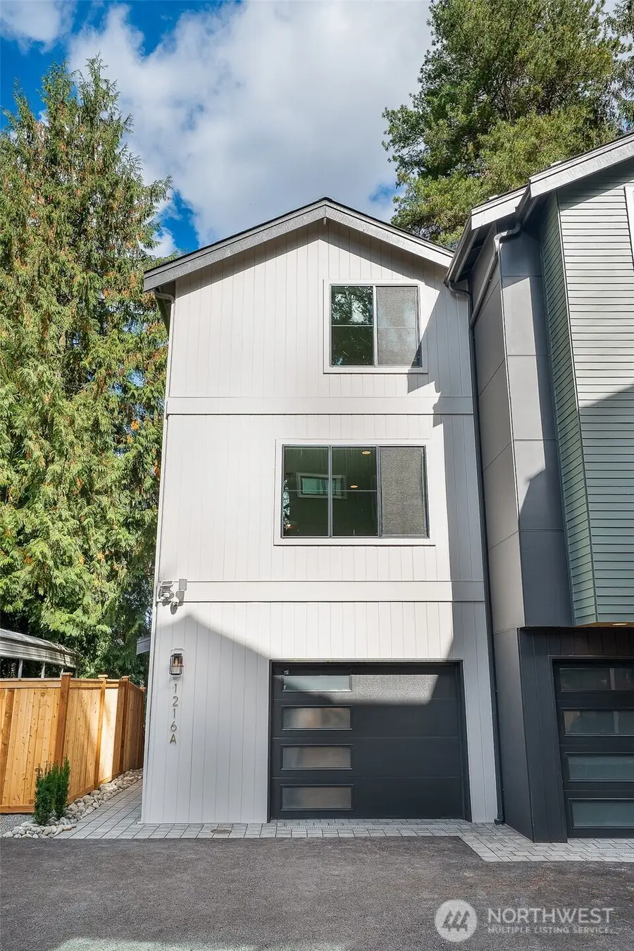 1216 NE 103rd, Seattle, WA 98115 - #2
