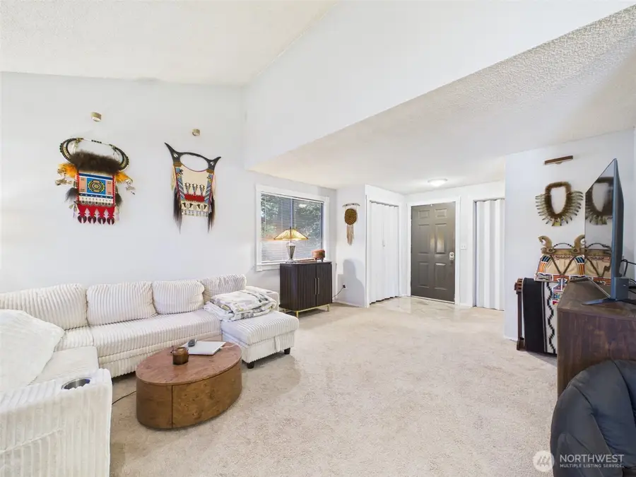 19125 Ballinger Way Ne #202, Shoreline, WA 98155 - #3