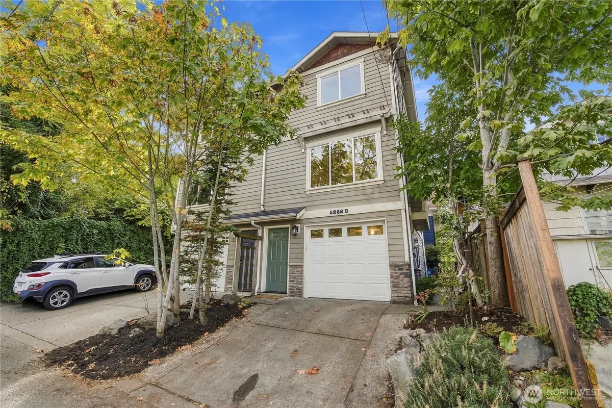 5252 12th Avenue Ne #B, Seattle, WA 98105 - #1
