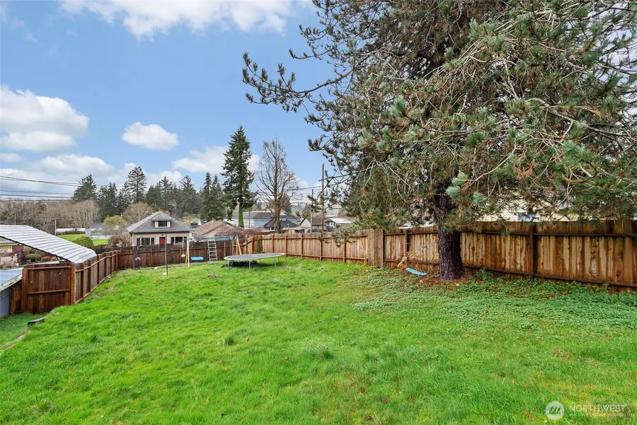 610 Barnhart Street, Raymond, WA 98577 - #3