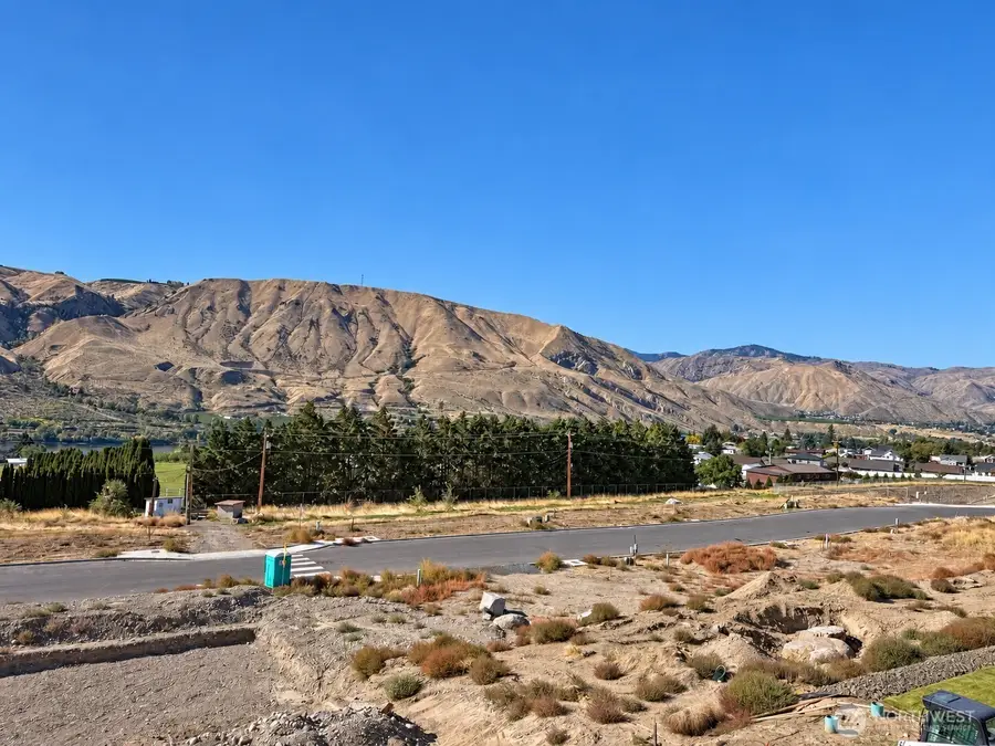 1398 Juno Street Se, East Wenatchee, WA 98802 - #3