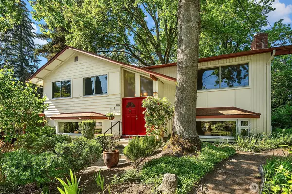 200 154th Place Se, Bellevue, WA 98007