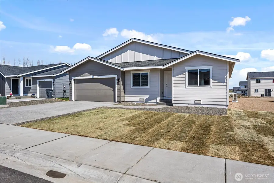 603 N Oak Street, Tieton, WA 98947 - #2