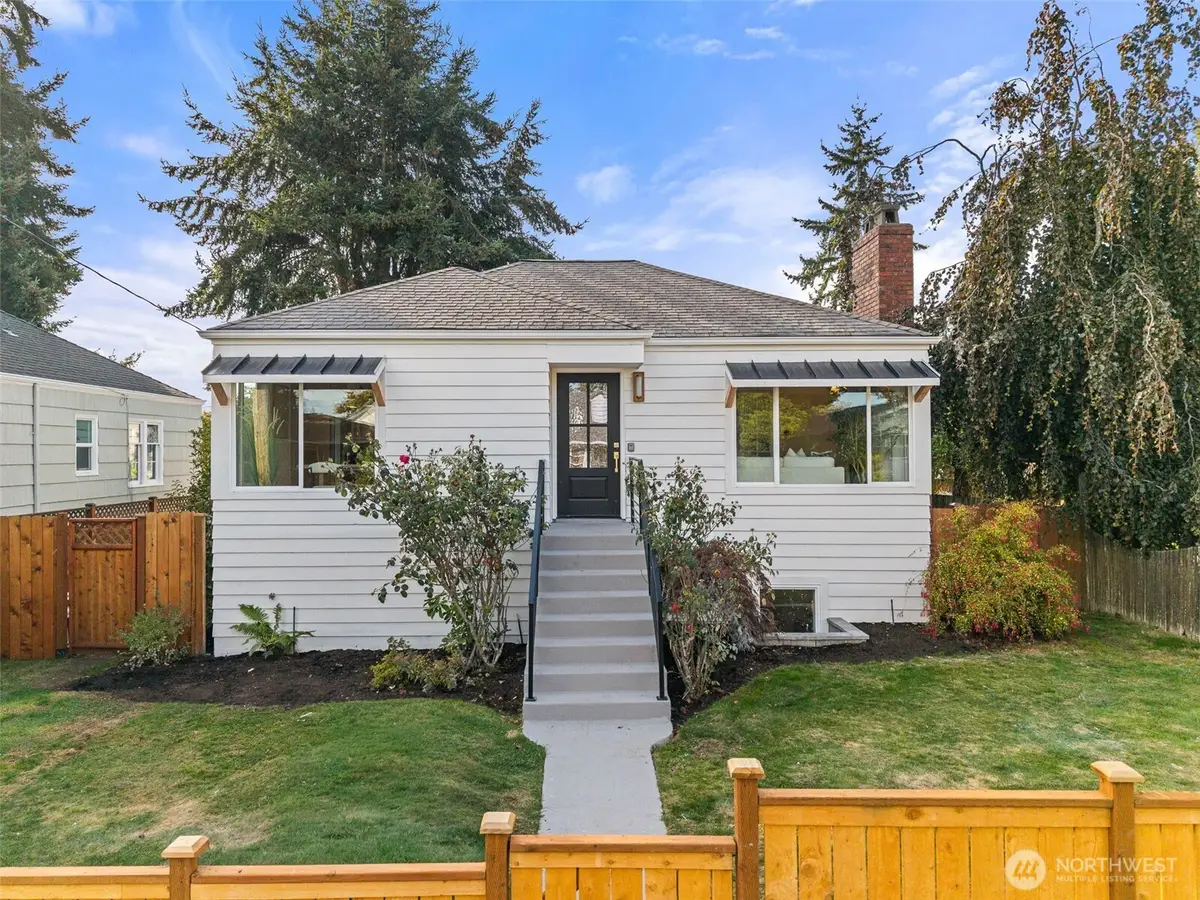7739 19th Avenue Nw, Seattle, WA 98117 - #1