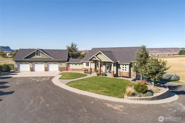 55776 Bay Area Drive Ne, Electric City, WA 99123