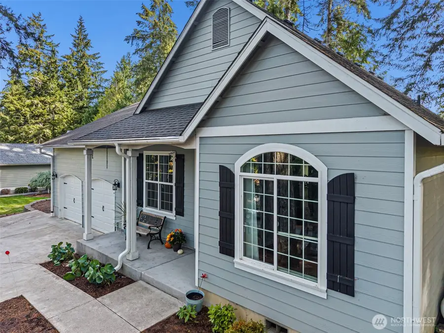 161 E Lake Forest Drive, Allyn, WA 98524 - #3