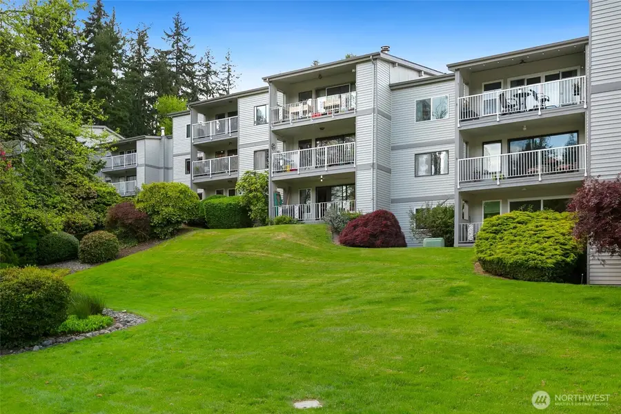 13271 15th Avenue Ne #B13, Seattle, WA 98125 - #2
