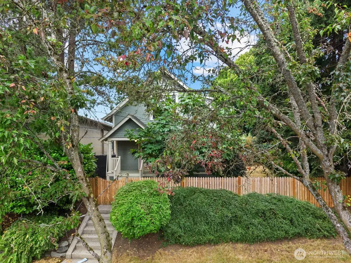 734 N 75th Street, Seattle, WA 98103 - #1