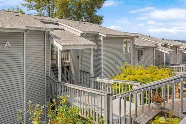 17300 91st Avenue Ne #A301, Bothell, WA 98011
