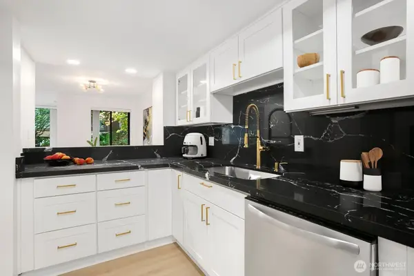 15512 Country Club Drive #B16, Mill Creek, WA 98012